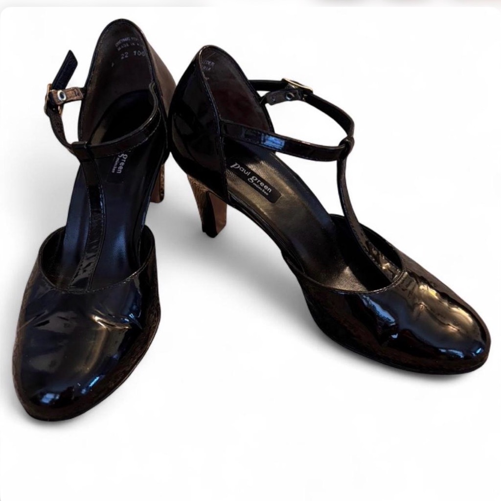 Paul Green Mnchen Black Patent Leather T- Strap Heels Sz 6.5